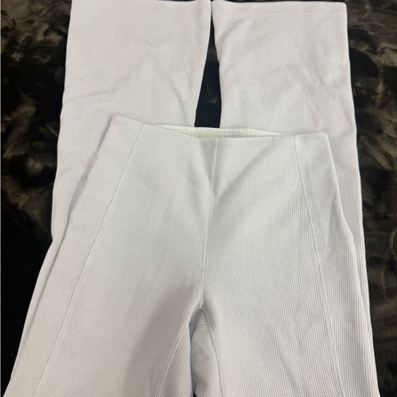 Lululemon Ribbed Flare - Picture 2 of 5